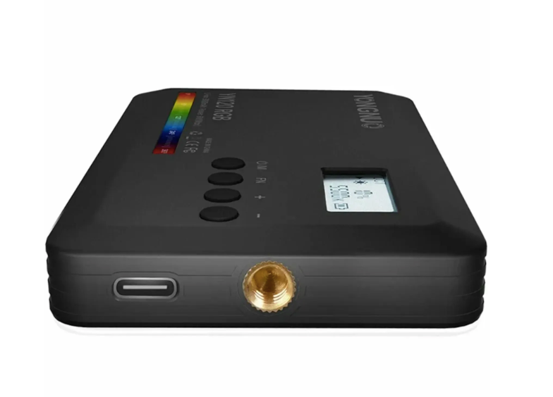 Портативне відеосвітло Yongnuo YN120 RGB із вбудованим акумулятором 2500K-9900K AP-245 фото